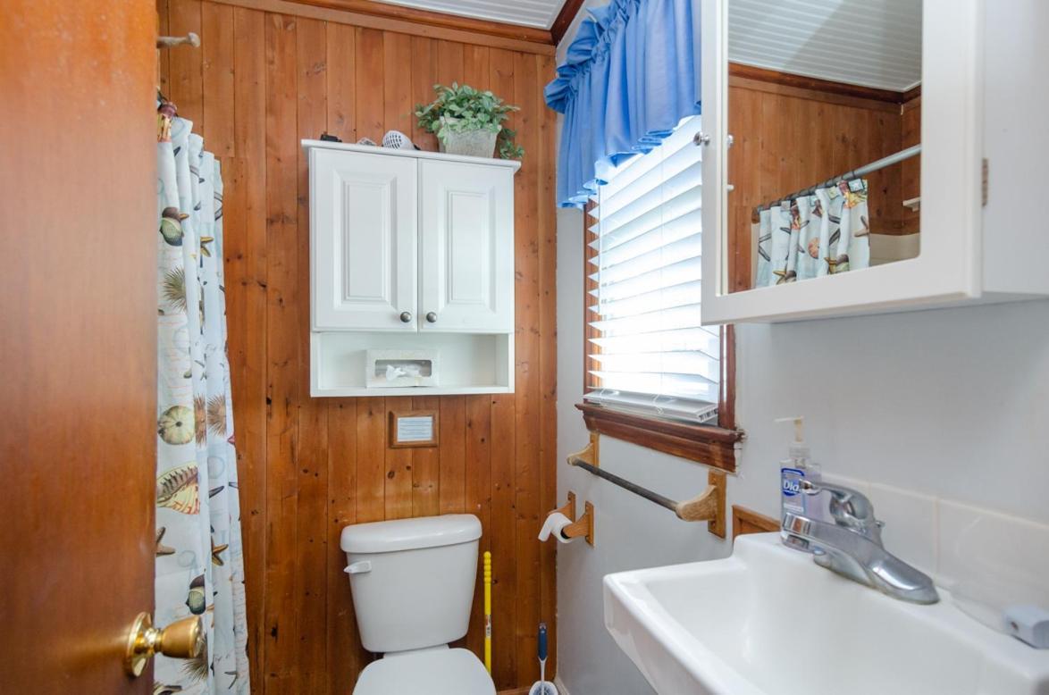 The Pelican Hidden Treasure Inn Room 2 By Bryant Real Estate 库尔海滩 外观 照片
